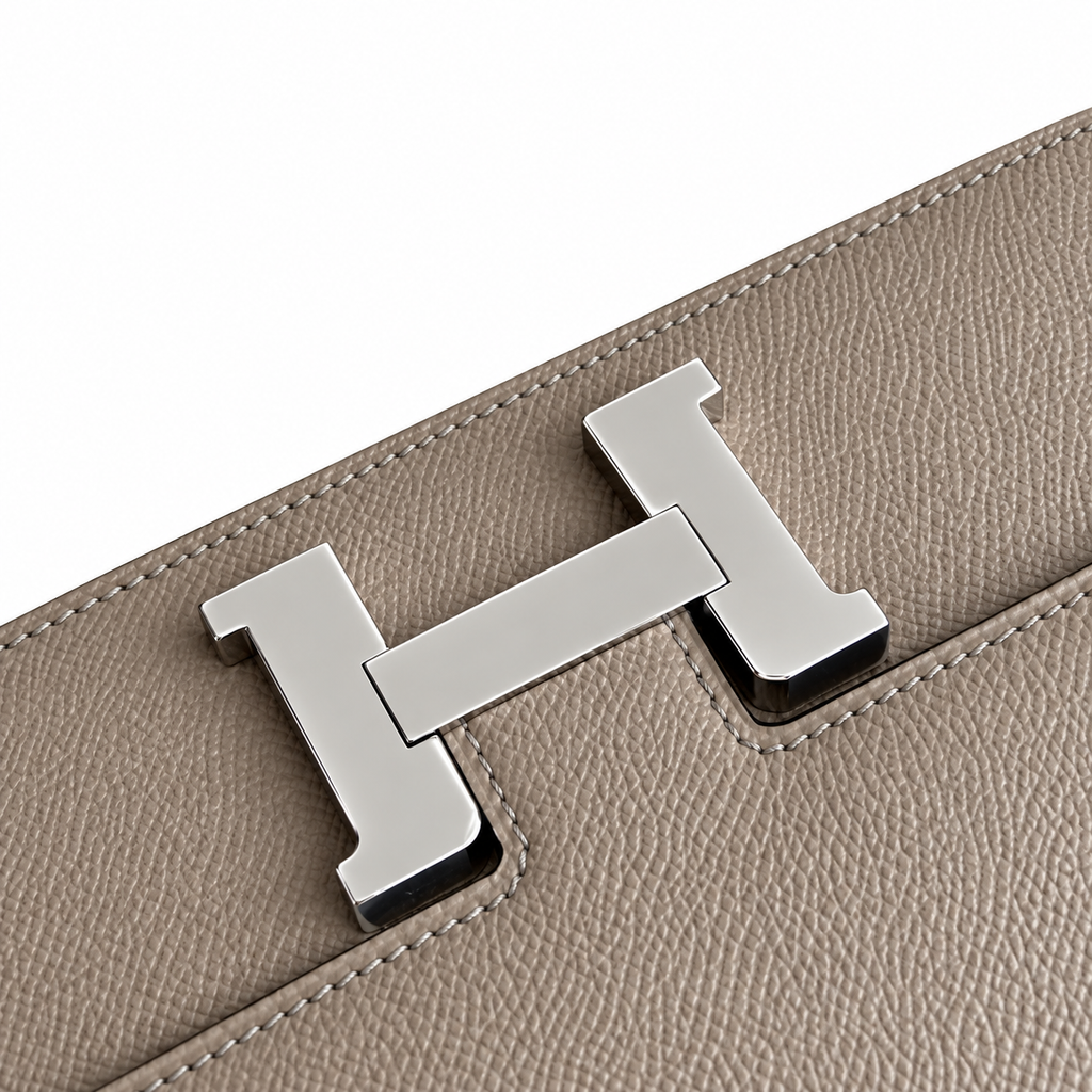 Hermès 26cm Crossbody Bag – Luxury Leather Gift for Her
