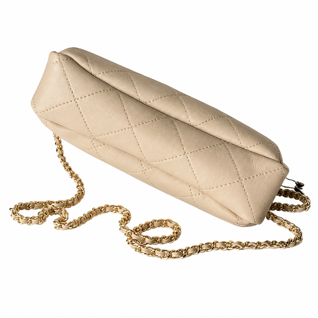 Chanel Diamond Quilted Handbag